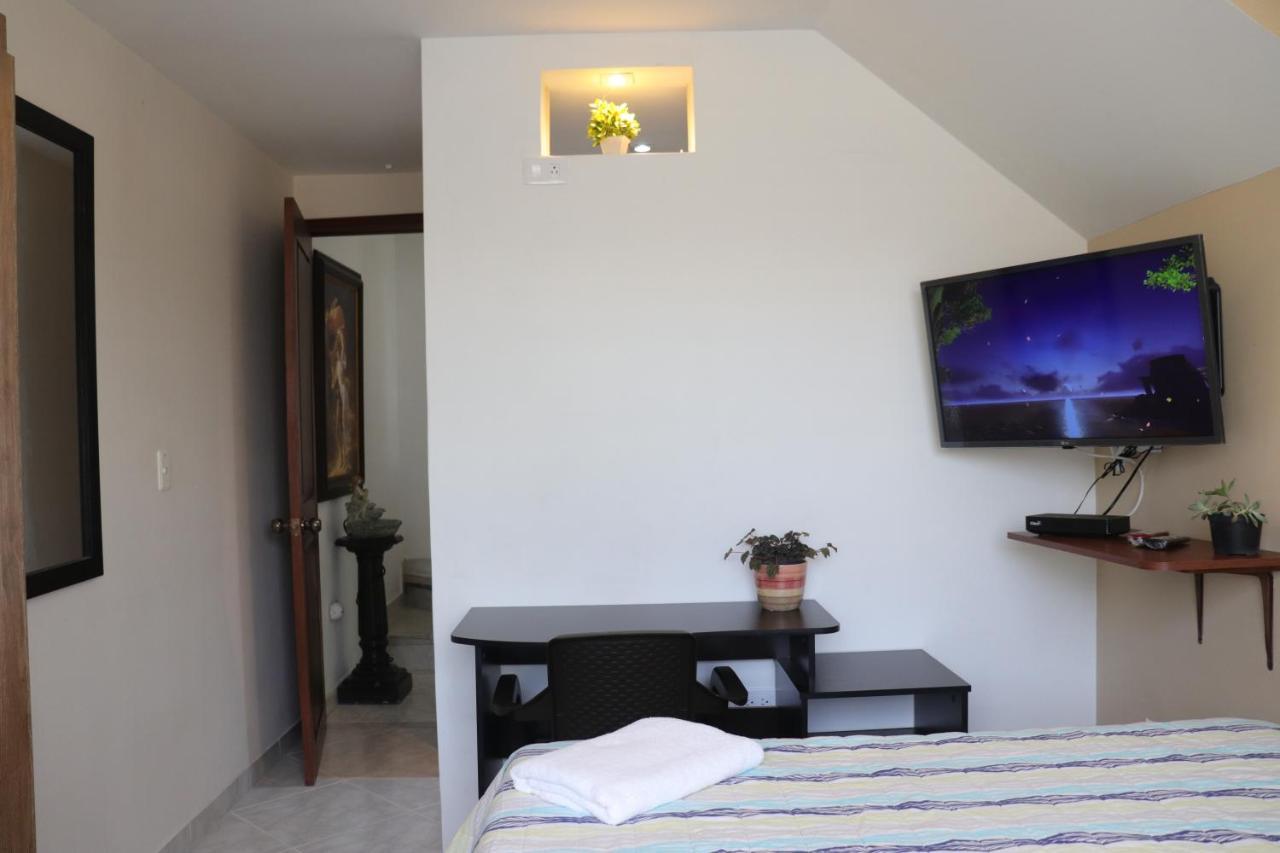 Mayorca Homestay Medellín Esterno foto