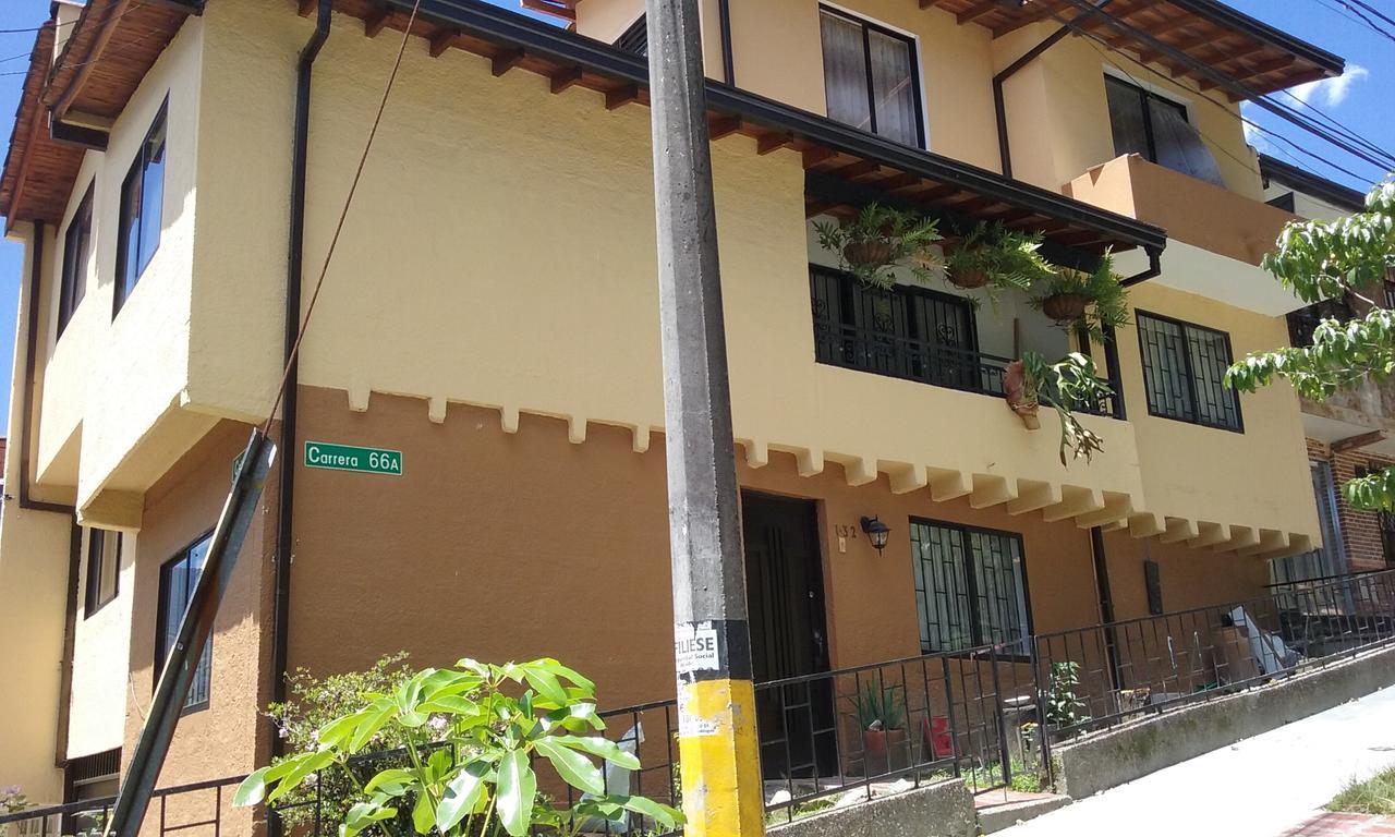 Mayorca Homestay Medellín Esterno foto